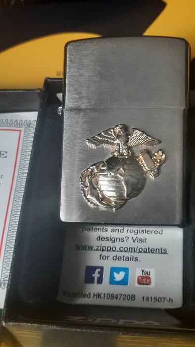 Zippo, targa oro del corpo dei Marines americani 2007 -, Verzamelen, Rookartikelen, Aanstekers en Luciferdoosjes