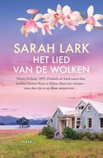 De vrouwen van Kiward 2 -   Het lied van de wolken, Zo goed als nieuw, Sarah Lark, Verzenden