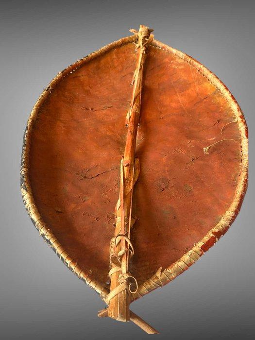 Set authentique de guerrier Maasai – bouclier Olong,, Antiquités & Art, Art | Art non-occidental