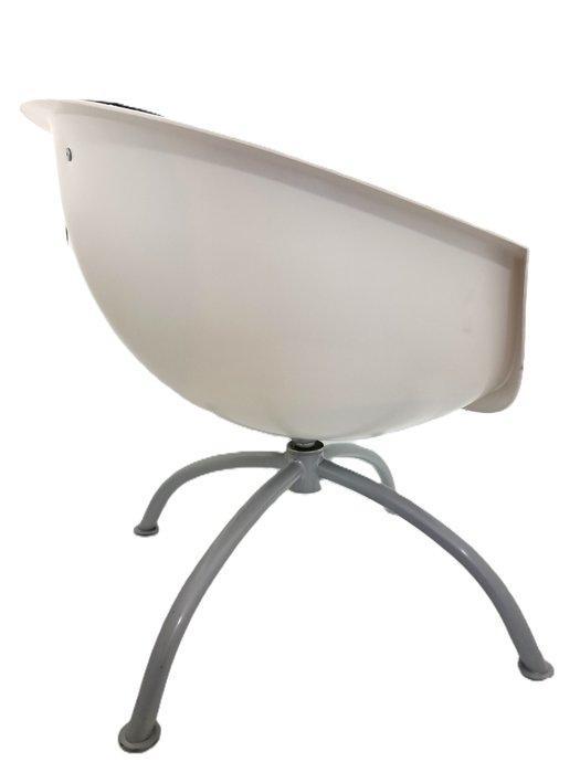 IKEA - Mia Gammelgaard - Stoel - Gubbo - Metaal, Plastic, Antiek en Kunst, Antiek | Meubels | Stoelen en Sofa's