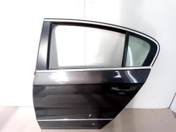 Portier 4Deurs links-achter Volkswagen Passat O166654