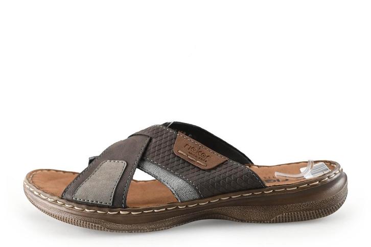 Rieker slippers in maat 42 Bruin | 25% korting, Kleding | Dames, Schoenen, Bruin, Zo goed als nieuw, Slippers, Verzenden