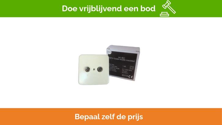 Bieden: Cobham Sailor N1-IEC R/TV outlet double isolated -, Huis en Inrichting, Woonaccessoires | Overige, Ophalen of Verzenden