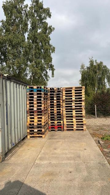 Europallet in heel goede staat beschikbaar voor biedingen