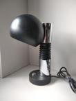 Lampe de bureau, Une lampe flexible