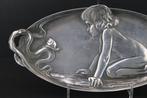 WMF / Geislingen - Plaque - Art Nouveau dienbladjongen met, Antiek en Kunst