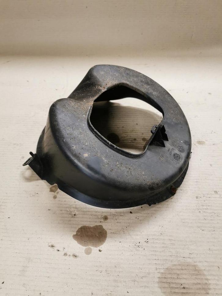 Piaggio Fly 2009 / onderkuip voorzijde onder voorvork, Fietsen en Brommers, Brommeronderdelen | Scooters, Overige typen, Overige merken