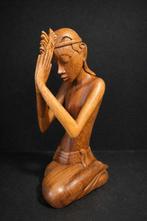 Balinese Priester art deco style - Beeld - Indonesië (Zonder