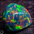 Larg eerste kwaliteit zwarte opaal cabochon 10,5 ct- 2.1 g, Antiek en Kunst