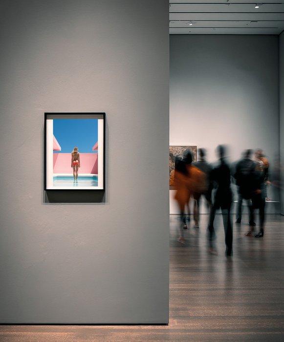 Bess Irissa - Pool Life - Censored, Antiek en Kunst, Kunst | Designobjecten