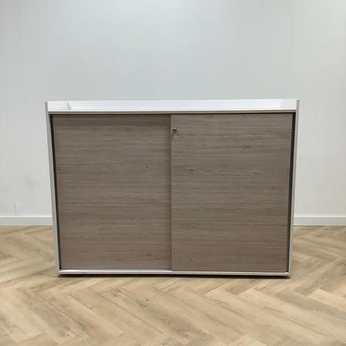 Tweedehands Twinform T-Bom schuifdeurkast, vv 4 legborden en, Huis en Inrichting, Kasten | Overige, Gebruikt