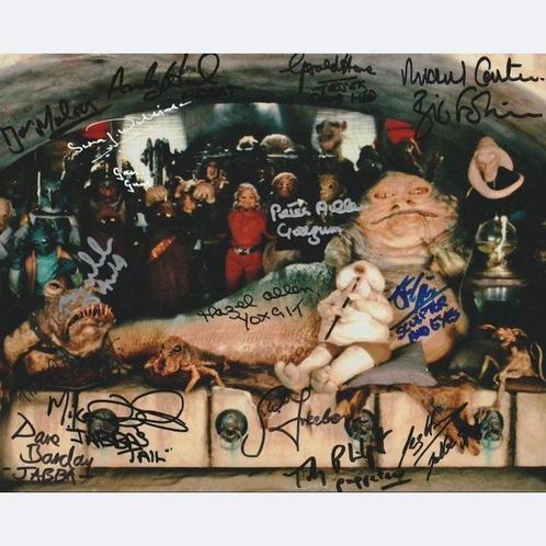 Star Wars - Signed by 15 of Jabba’s Palace Cast - INC STUART, Verzamelen, Film en Tv