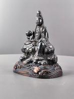 China Een gesilverd bronzen beeld van Guanyin, Royal Ease.