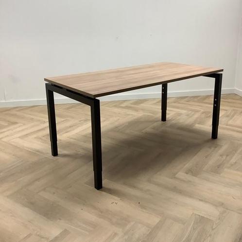 Tweedehands verstelbaar bureau 160x80 cm, Havanna - zwart, Huis en Inrichting, Bureaus, Bureau, Gebruikt, In hoogte verstelbaar