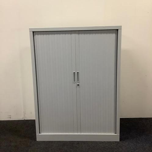 Outlet roldeurkast / archiefkast vv 2 legborden, sleutel,, Zakelijke goederen, Kantoor en Winkelinrichting | Kantoormeubilair en Inrichting