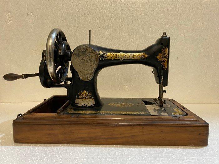 Singer 28k (1909) Machine à coudre - Fer, Bois, fonte, Antiek en Kunst, Kunst | Designobjecten
