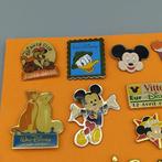 Collection thématique - Lot de 51 pin’s – Univers Disney –