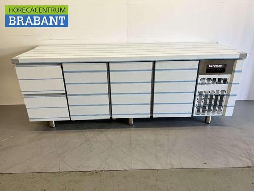 RVS Coreco Premium koelwerkbank 2 laden en 3 deuren 1/1, Zakelijke goederen, Horeca | Keukenapparatuur, Ophalen of Verzenden