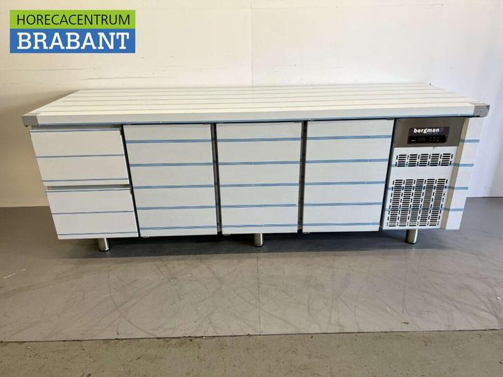 RVS Coreco Premium koelwerkbank 2 laden en 3 deuren 1/1, Articles professionnels, Horeca | Équipement de cuisine, Enlèvement ou Envoi