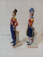 Volkstedt-Rudolstadt - Beeldje - Parade-soldaatjes (2) -, Antiek en Kunst