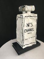 Norman Gekko - BIG Crushed Chanel N.5 White Edition, Antiek en Kunst