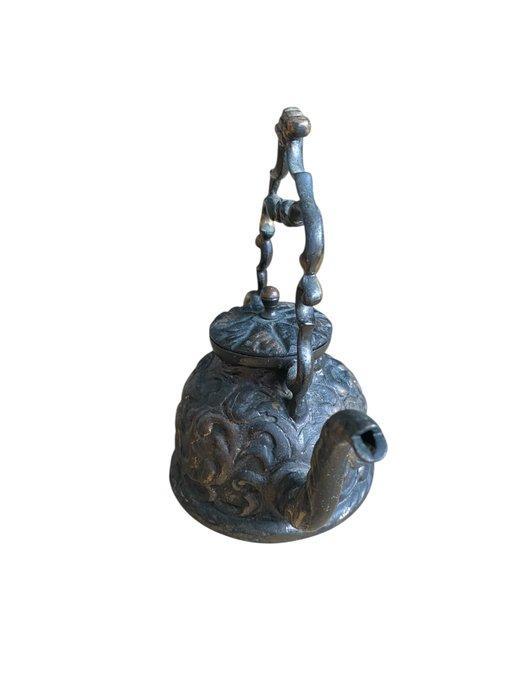 Theepot - Victoriaanse stijl - Brons, Antiek en Kunst, Antiek | Keukengerei