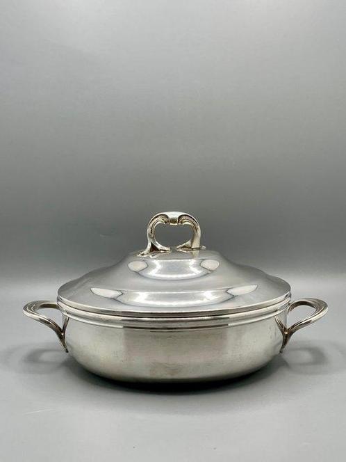 Orfèvre SEMAJ - Plat de service - Légumier couvert -, Antiek en Kunst, Antiek | Keukengerei