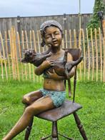 sculptuur, XL Bronze: Girl with Cat - 94 cm - Brons, Antiek en Kunst