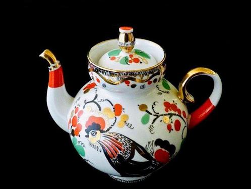 Lomonosov Imperial Porcelain Factory - USSR - Larisa Ivanova, Antiek en Kunst, Antiek | Glaswerk en Kristal