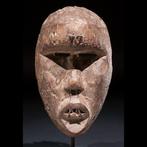 Oud masker uit het begin van de jaren 1900 - Met herkomst -