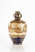 Vaas - Keramiek, Goud, Emaille, Een zeldzame flesvormige, Antiek en Kunst