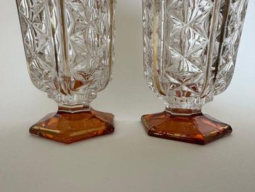 Vintage Pressed Glass Tumblers With an Amber Hue - Verre à beschikbaar voor biedingen
