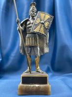 Militaire miniatuur beeldjes - Roman Soldier with shield and, Antiek en Kunst