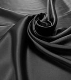 A382 - 590 x 140 cm - Magnifico Raso di misto seta - Textiel