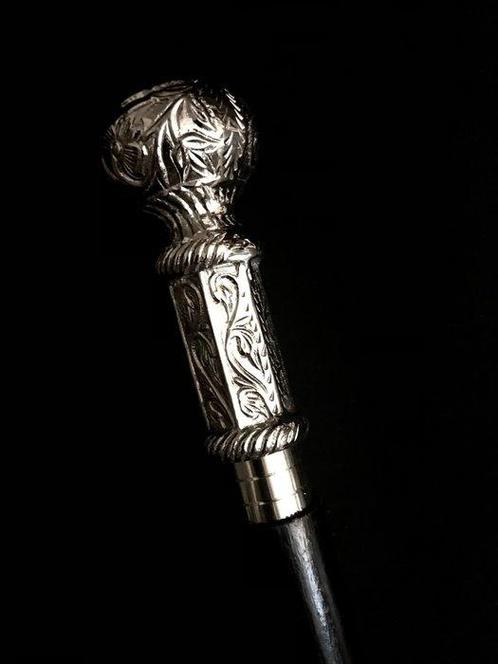 Canne de marche - An English Duke , walking stick , classy, Antiquités & Art, Antiquités | Autres Antiquités