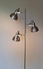 Reality Leuchten - Lampadaire - Aluminium, Métal -