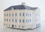Goedewaagen - Miniatuur beeldje - Stadhuis Groningen -, Antiek en Kunst