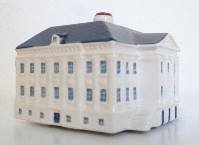 Goedewaagen - Miniatuur beeldje - Stadhuis Groningen -, Antiek en Kunst, Antiek | Glaswerk en Kristal
