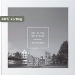 Het is stil op straat - Amsterdam 9789081700757, Boeken, Kunst en Cultuur | Fotografie en Design, Verzenden, Zo goed als nieuw
