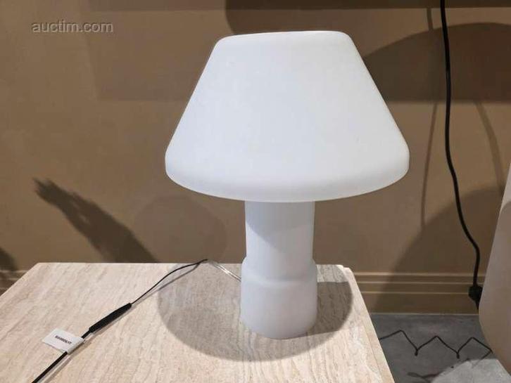 Design tafellamp WASTBERG, Huis en Inrichting, Overige Huis en Inrichting, Ophalen