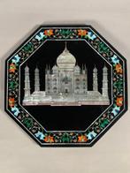 Tafel in marqueterie van marmer Pietra dura met in het