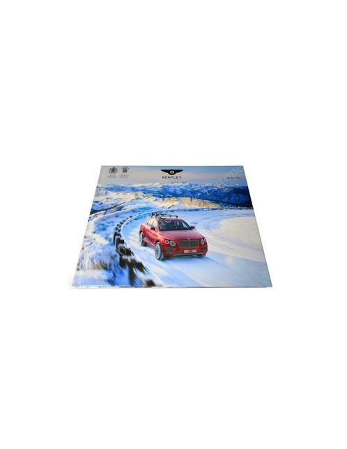 2015 BENTLEY BENTAYGA HARDCOVER BROCHURE ENGELS, Boeken, Auto's | Folders en Tijdschriften