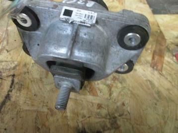 RANGE ROVER SPORT motor steun LR123907, Ophalen of Verzenden, Gebruikt, Land Rover