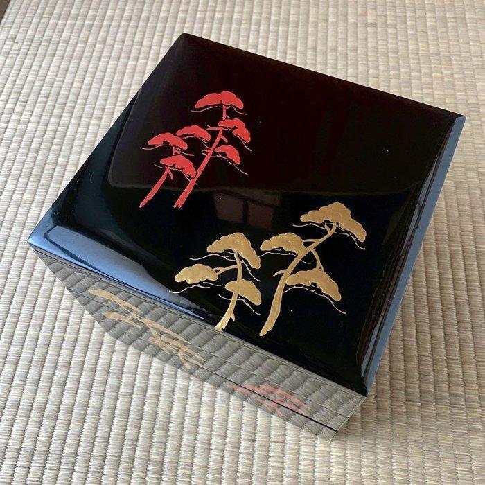 Aizu Lacquerware - Traditional Japanese lacquer jubako, Antiek en Kunst, Antiek | Overige Antiek
