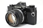 Olympus OM-1 black + G.Zuiko Auto-S 1.4/50mm | Single lens, Audio, Tv en Foto, Nieuw