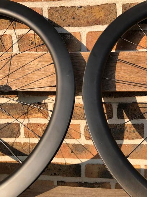nieuwe handgespaakte carbon wielen, 50 mm disc, Fietsen en Brommers, Fietsonderdelen, Racefiets, Wiel, Nieuw, Ophalen of Verzenden
