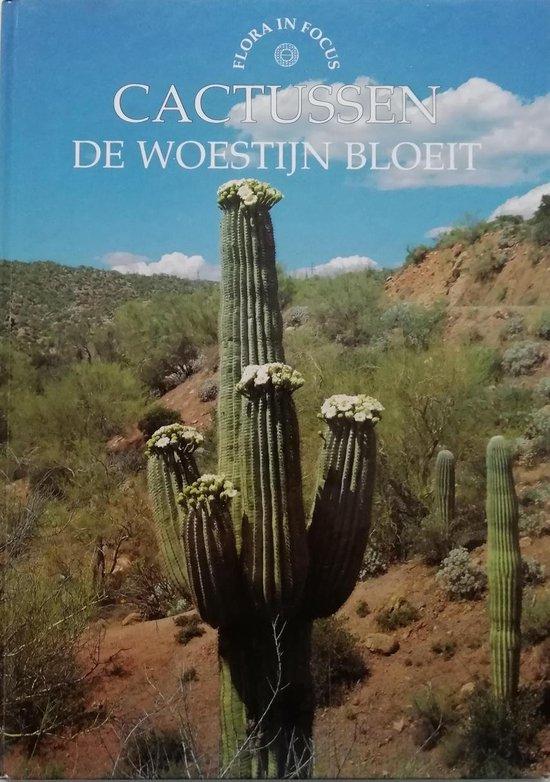 Cactussen 9789061137764 Daan Smit, Boeken, Wetenschap, Gelezen, Verzenden