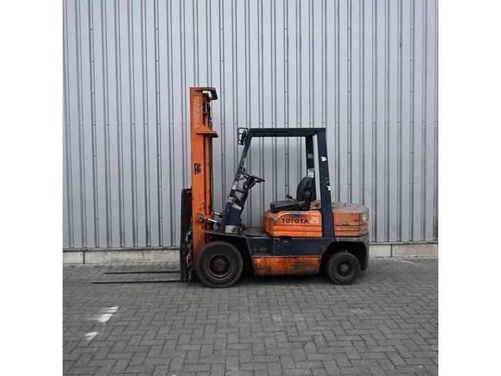 Online veiling - Toyota - 1991 - 02 5FDF 25 - Vorkheftruck, Zakelijke goederen, Machines en Bouw | Heftrucks en Intern transport