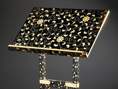 boekstand - Gelakt hout, verguld metaal - Japan - Shwa, Antiek en Kunst, Antiek | Overige Antiek