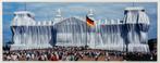 Christo (1935-2020) The Reichstag, een fotoprint (13/15)